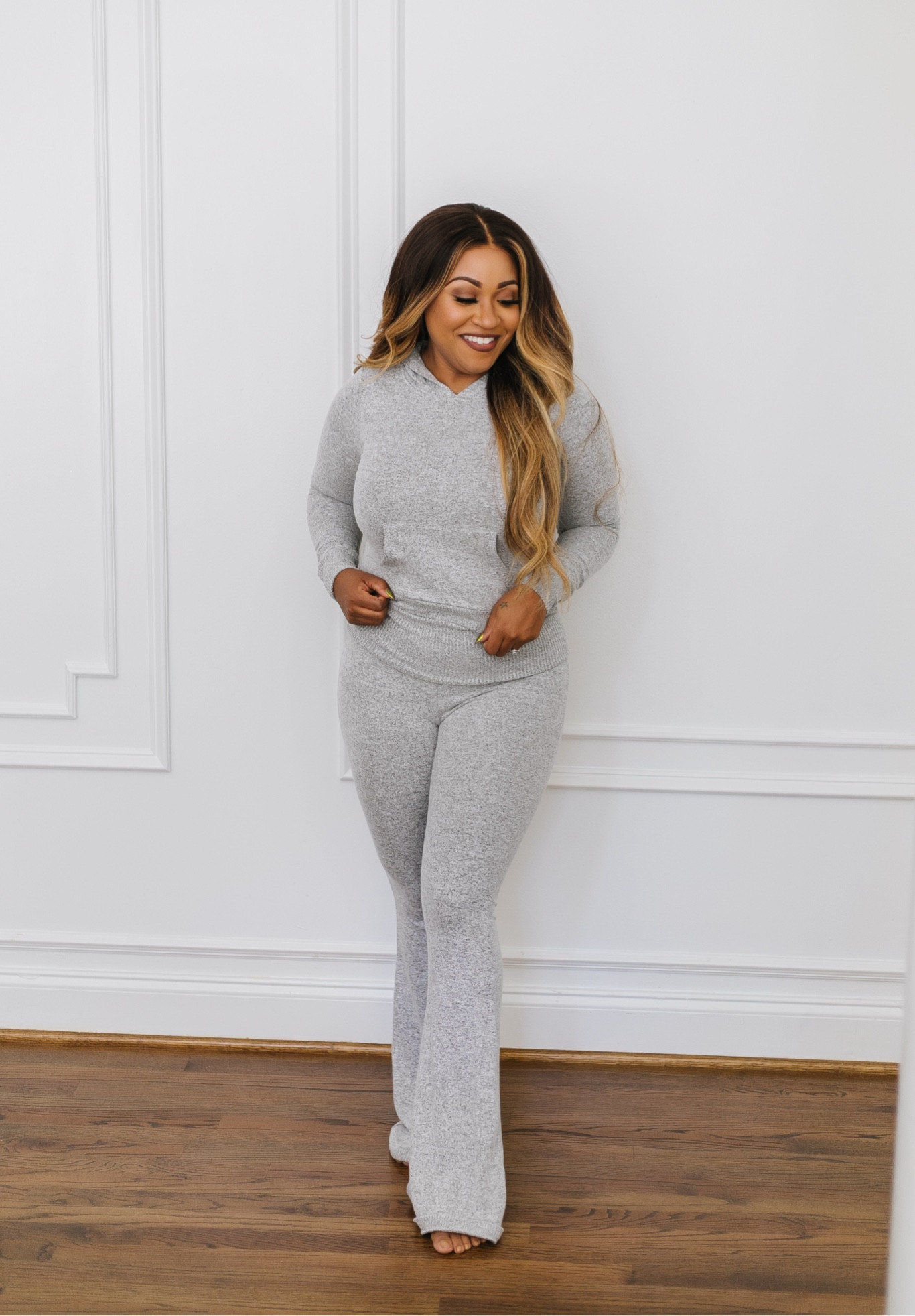 This No Boundaries two-piece cozy set from @walmartfashion is everything! ✨ Perfect for lounging or running errands, it’s soft, stylish, and super comfy. I’m all about cozy vibes this fall! 🍁

Walmart // cozy set // fall fashion // No Boundaries // comfortable style // lounge wear // affordable fashion
