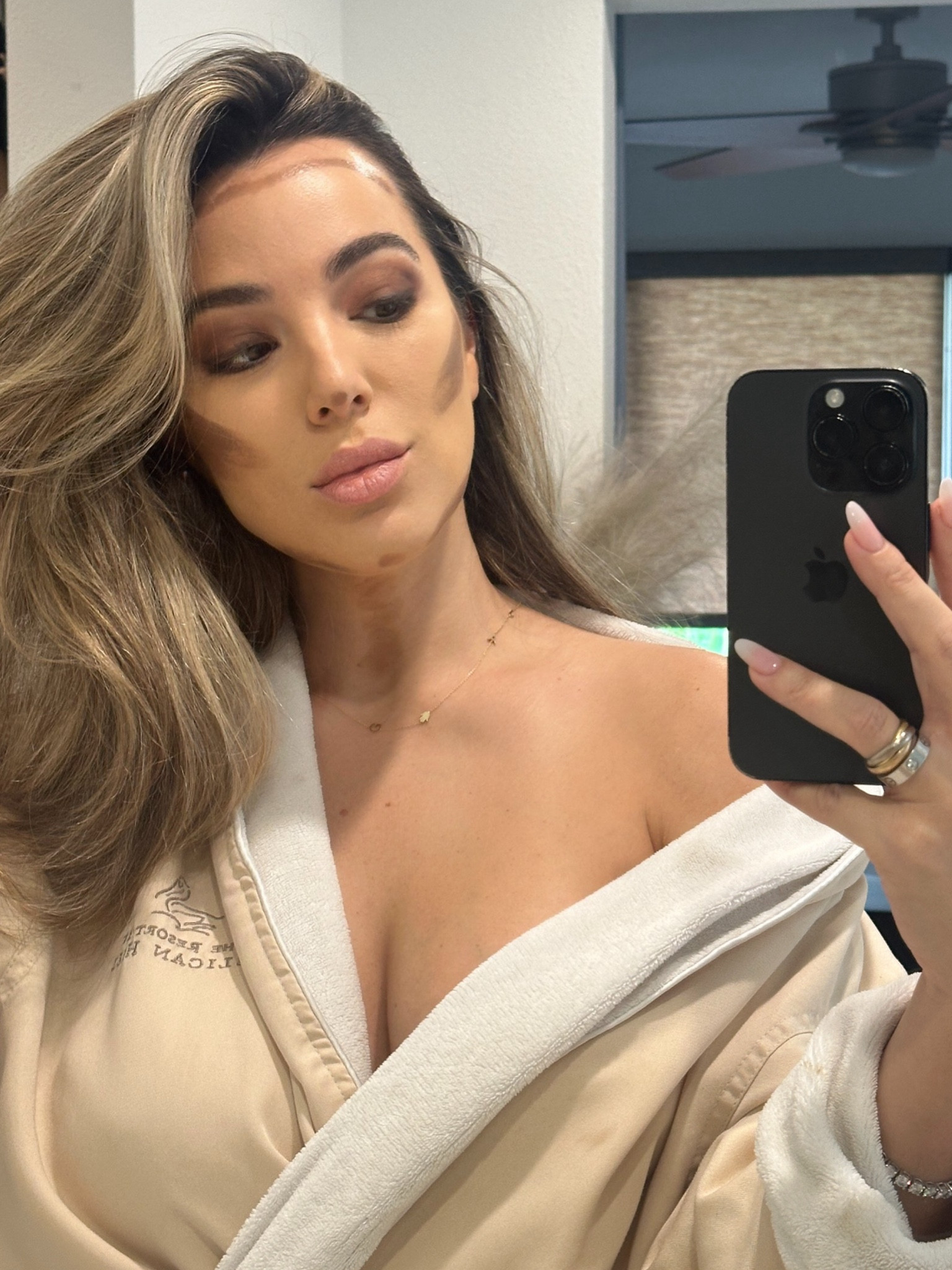 Perfect summer contour in shade pink cosmos 