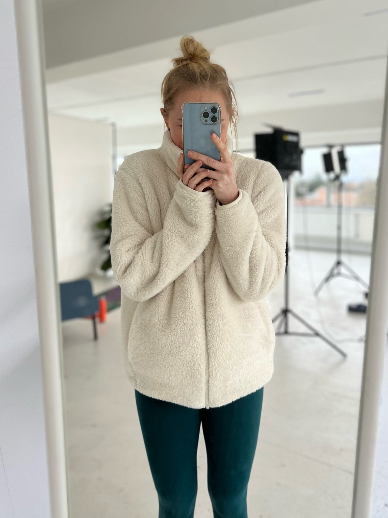 The BEST fleece ever 🌸🩷

#LTKSeasonal #LTKbump #LTKfitness