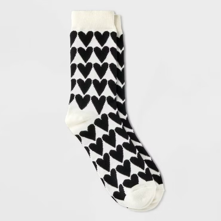 Women's Hearts Valentine's Day Crew Socks - Black/Ivory 4-10 | Target