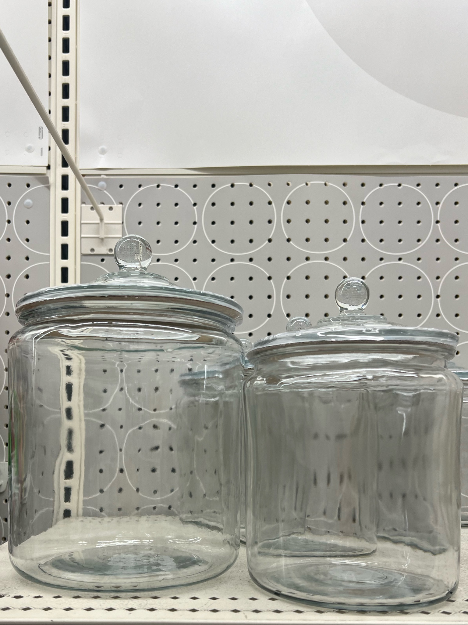 THE BEST for a laundry closet - I use these for scent pebbles and tide pods and they’re so cute on the shelves for organization 🤌🏼🤌🏼

March 5, 2024

#LTKHome #LTKFindsUnder50