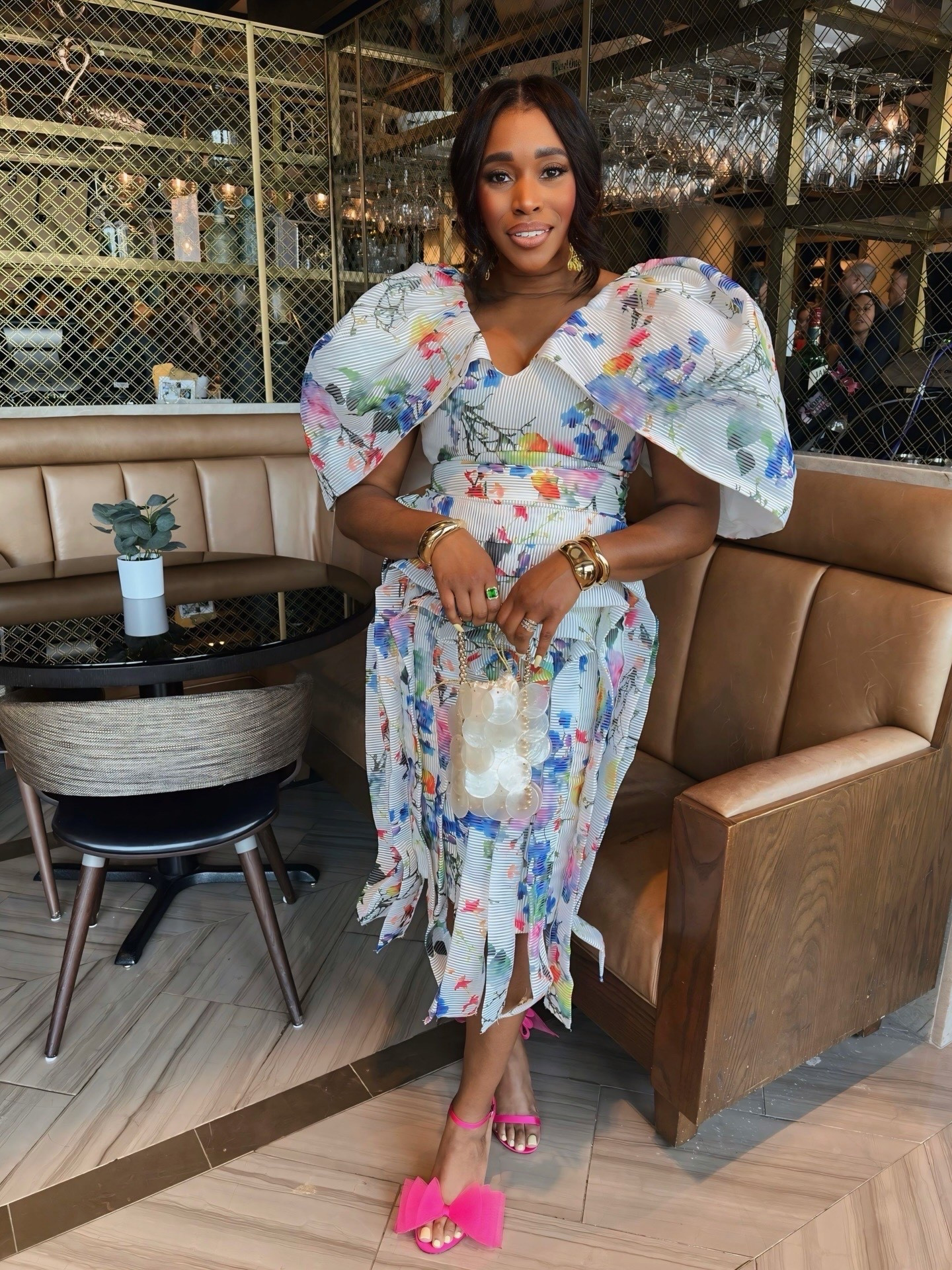 When the accessories help the dress do the talking.

Dress: Neptune Female Clothing 

#LTKMidsize