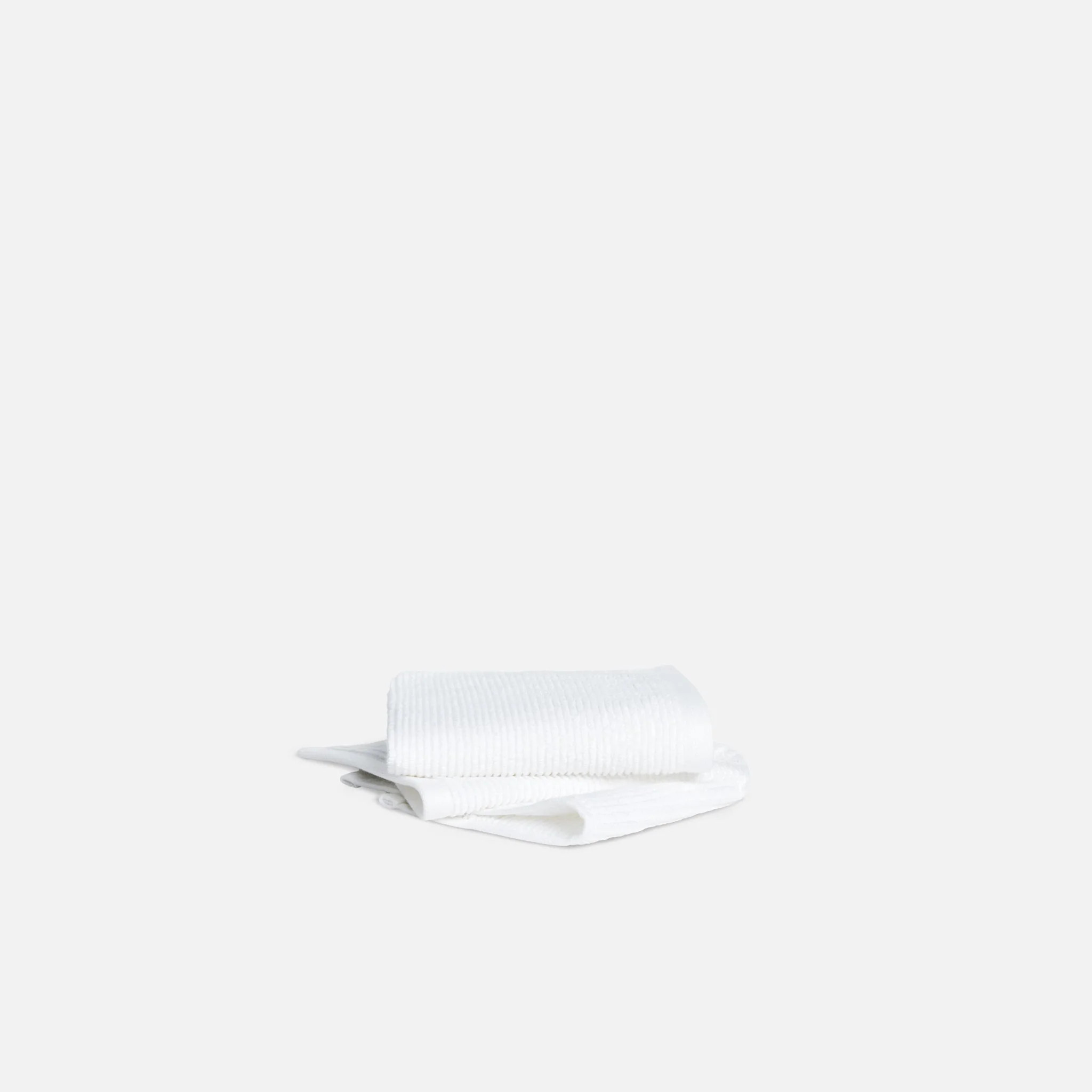 Brooklinen Organic Ribbed Washcloths in White | Brooklinen