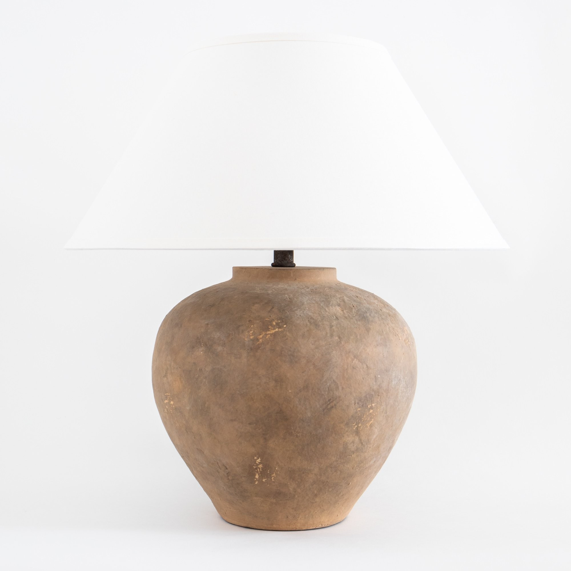 ASHBURY TABLE LAMP | The Vintage Rug Shop