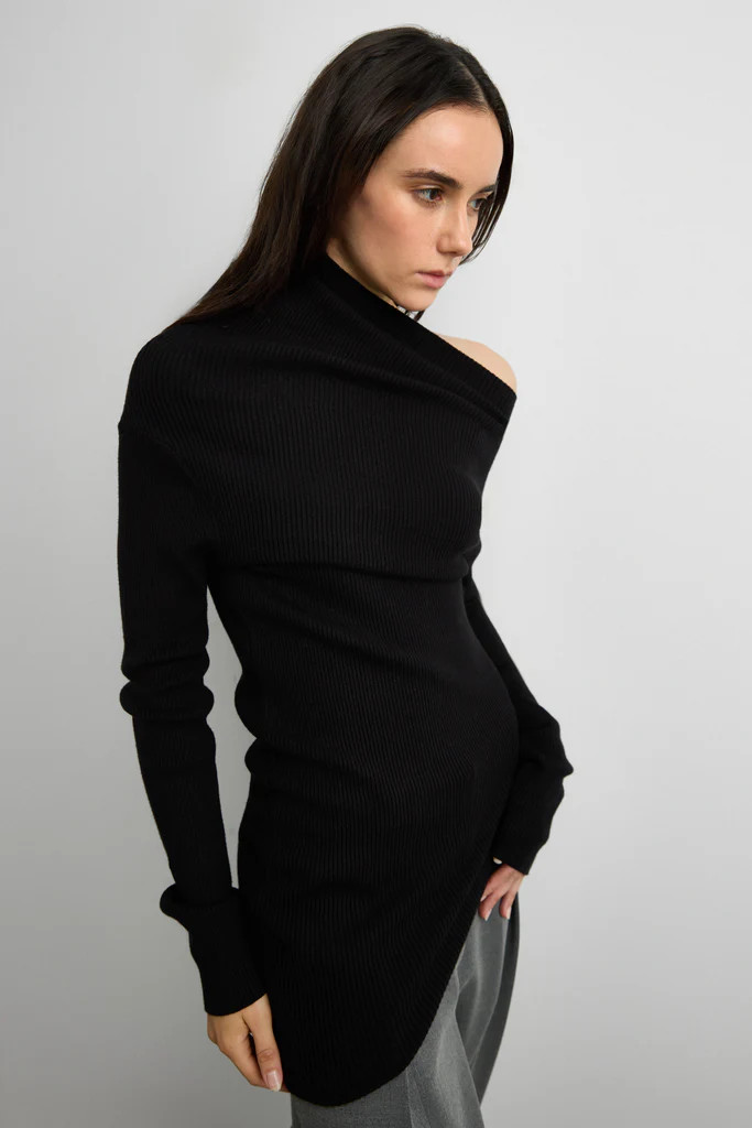 ASYMMETRICAL OFF-SHOULDER RIBBED KNIT TOP | OAK + FORT