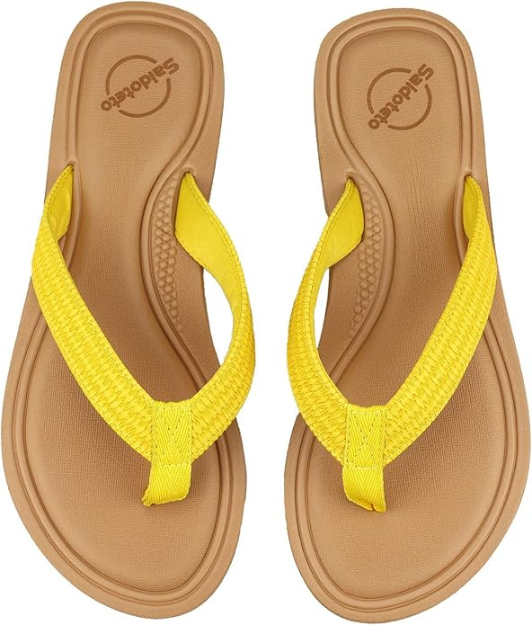 Saidoteto Women's Flip Flops Flat Sandal Casual Summer Thongs Comfort Slip-on Sandal Beach Wear | Amazon (US)