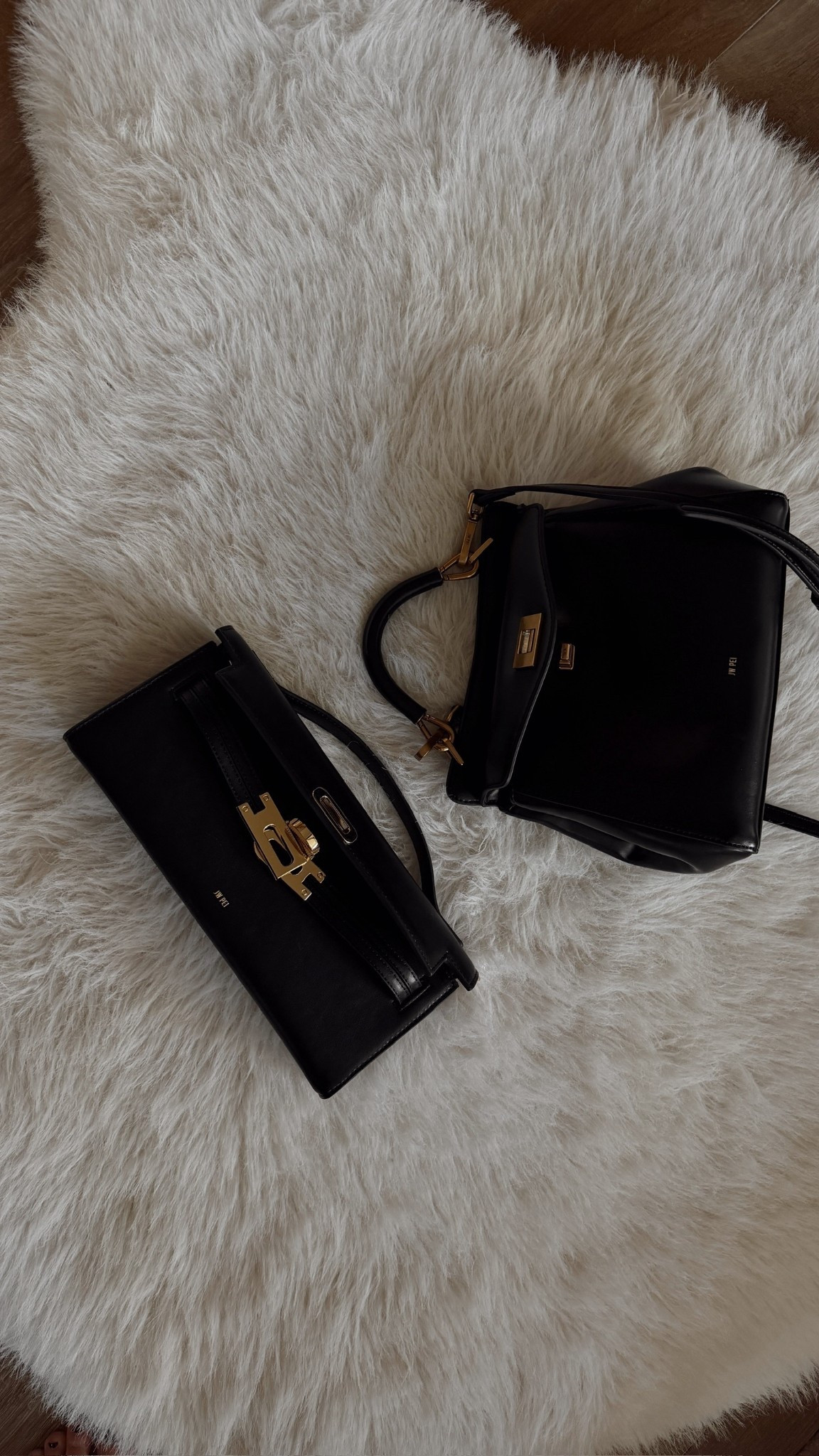 I am obsessed with these bags! They look and feel expensive without the price and would make such a great gift for any women on your list #amazon #bag #giftidea #handbag 

#LTKGiftGuide #LTKSeasonal #LTKBeauty