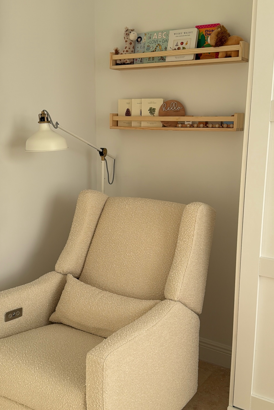 Nursery room 