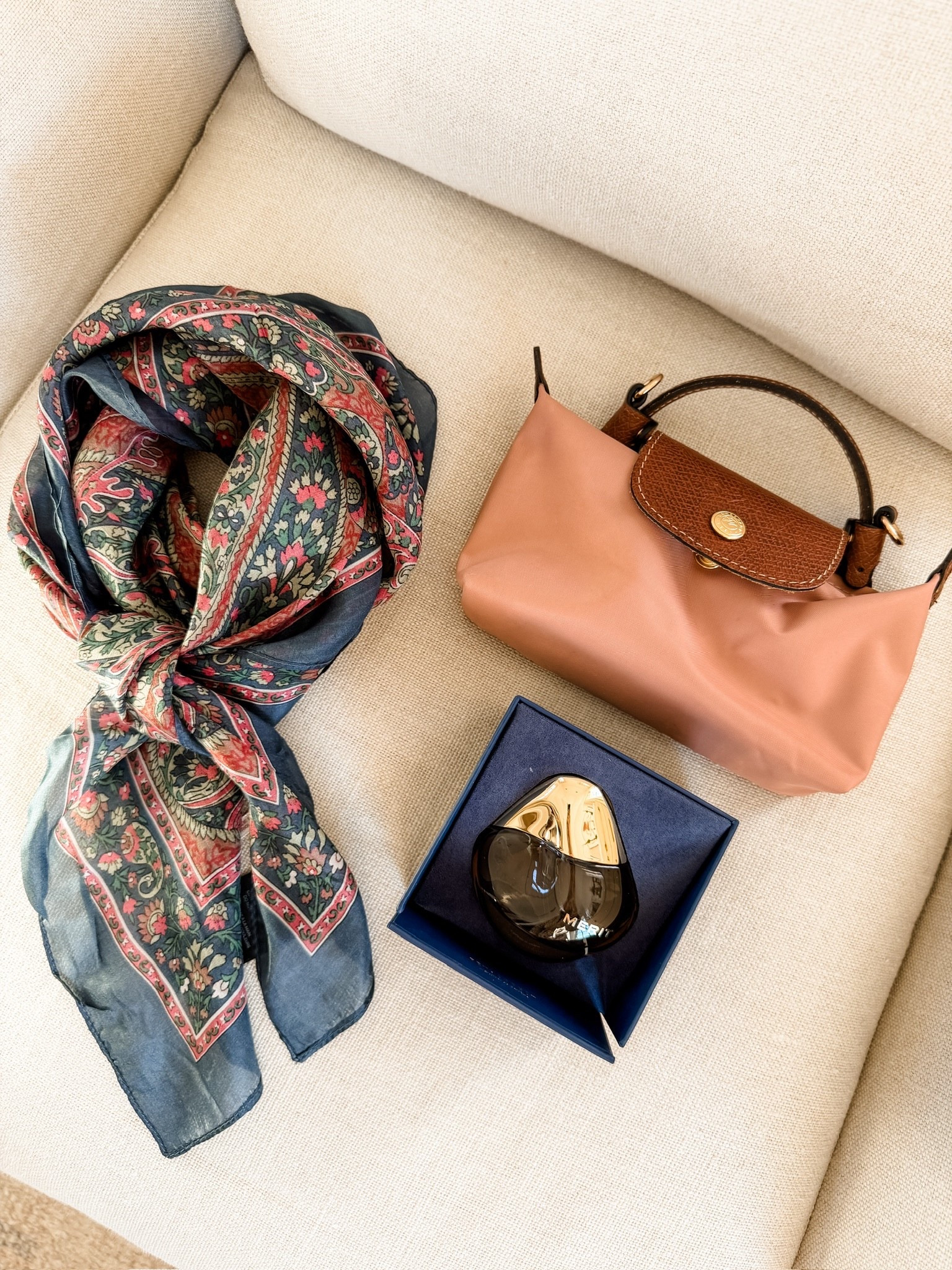Some of my current favorite items 💕 

Loverly Grey, everyday favorites, silk scarf, satin scarf, floral scarf, mini Longchamp, Merit, perfume 

#LTKBeauty #LTKgrwm