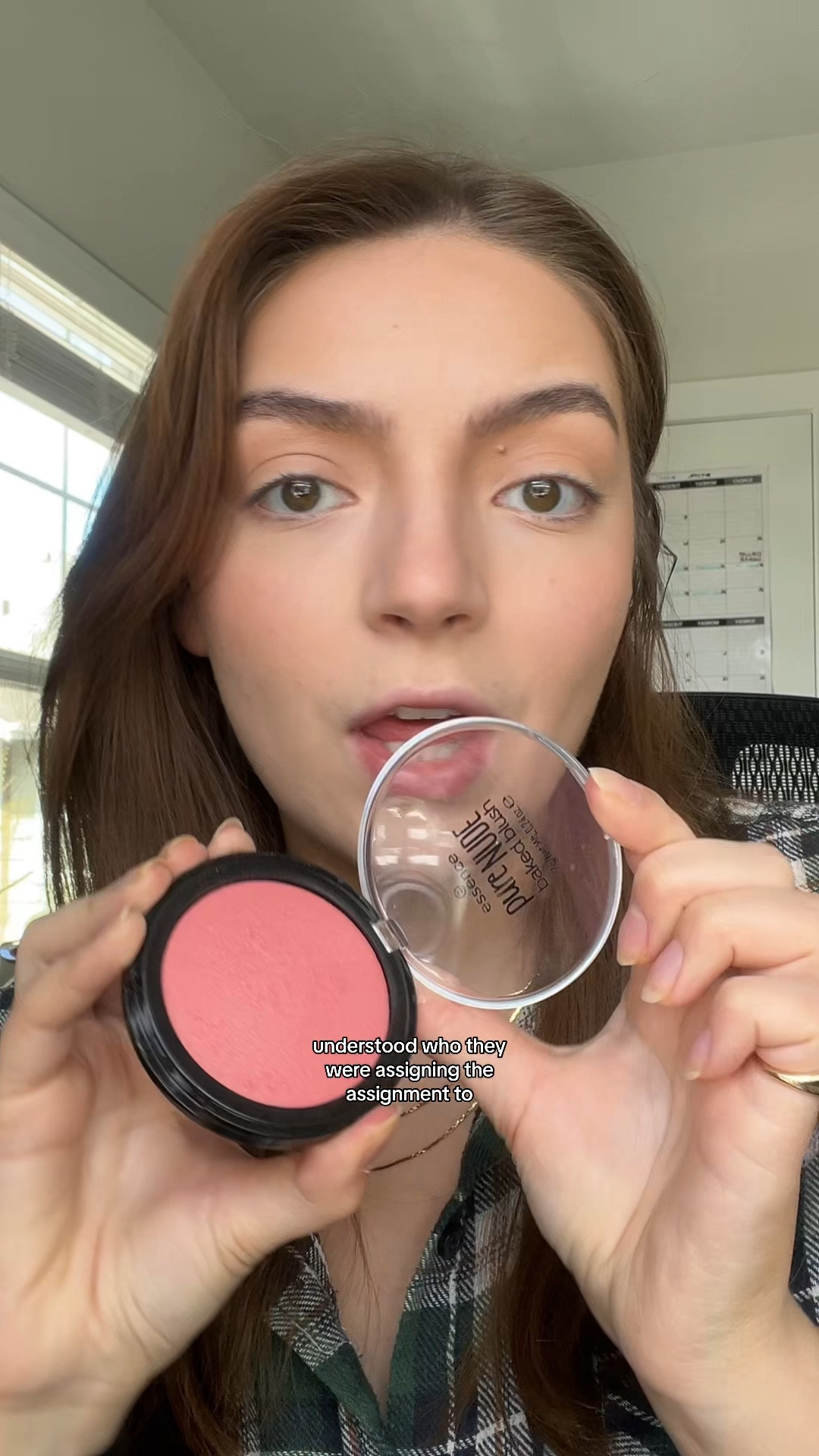 ⚠️NEWS FLASH: makeup is supposed to be FUN. You can do whatever you want with it!! 

This entire eye look is made from things that arent marketed as eyeshadow - but they look damn good. 💋

If youre looking for more eyeshadow tutorials, easy makeup tutorials, everyday makeup ideas, simple makeup looks, or natural makeup youve found the right place 🫶🏼  

My goal is always to use what we already have, keep it simple and approachable, and ON BUDGET, while expressing our creativity and feeling CUTE doing it ☺️ 

Using: 
- @essence cosmetics baked blush 
- @Makeup Revolution cream bronzer 
- @wetnwildbeauty mega glo highlighter 
- @Tower 28 Beauty lip gloss

#beauty #beautywithphia #makeuptutorial #makeup #eyeshadowtutorial #springmakeup #affordablemakeup #beautytok 

#LTKfindsunder50 #LTKstyletip #LTKbeauty