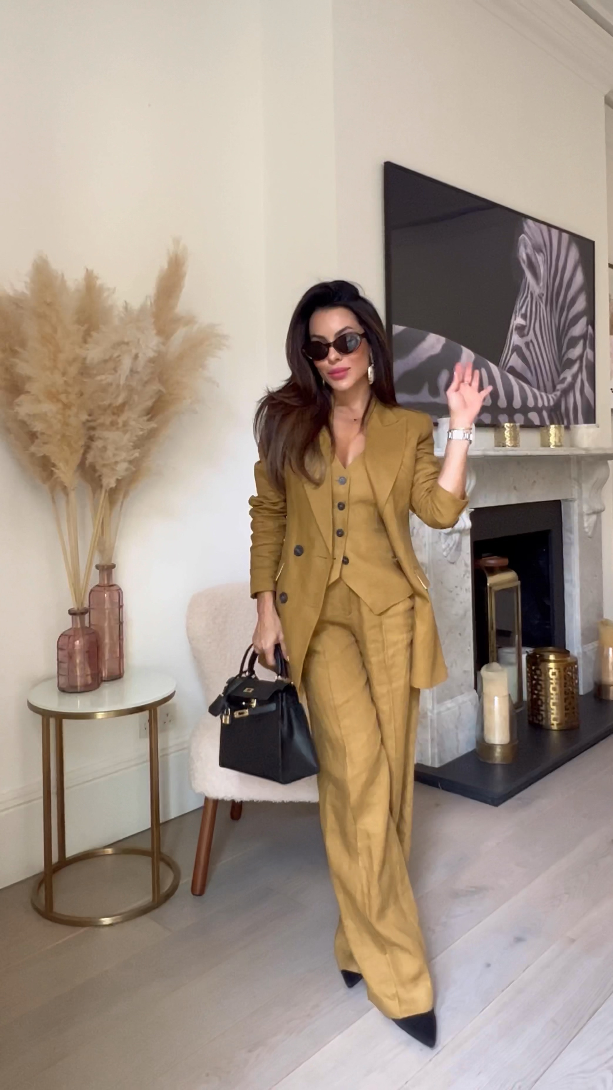 Linen three piece suit 🤍


Linen wide leg trousers, linen blazer, linen waistcoat, oversized blazer, beige trousers, brown suit, co ord set, Linen set, sunglasses, office outfit ideas, celine,mulberry, Jo malon perfume, Cos, Arket, Allsaints 

#LTKSeasonal #LTKeurope #LTKfit