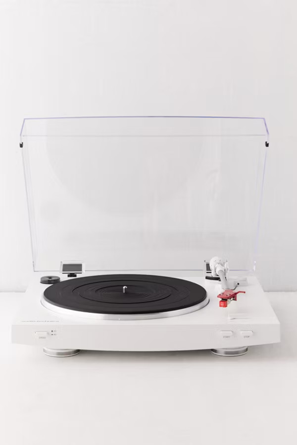 Audio-Technica LP3 Record Player | Urban Outfitters (US and RoW)