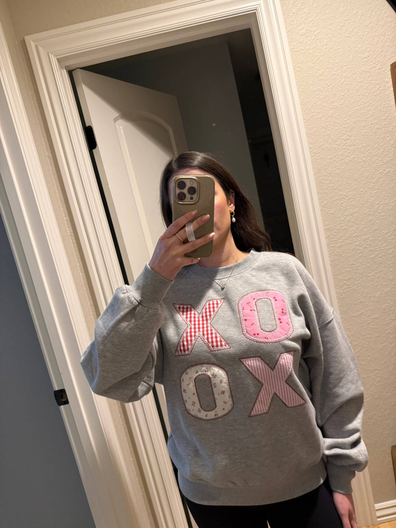 All sizes restocked! This sweatshirt is back in stock but hurry it’ll sell out again! 

Vday, Valentine’s Day, xoxo, galentines, quilted sweatshirt, new find, 

#LTKFindsUnder50 #LTKU #LTKPetite