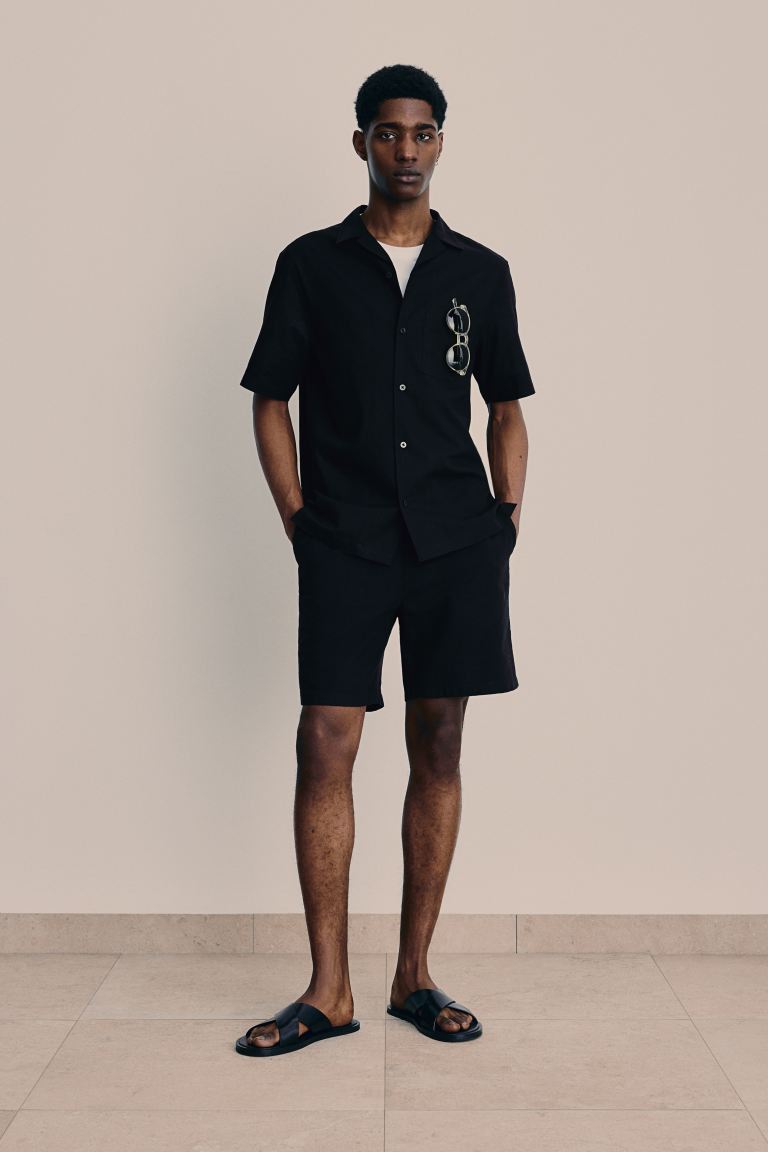 Regular Fit Linen-blend Shirt - Short sleeve - Regular length - Black - Men | H&M US | H&M (US + CA)