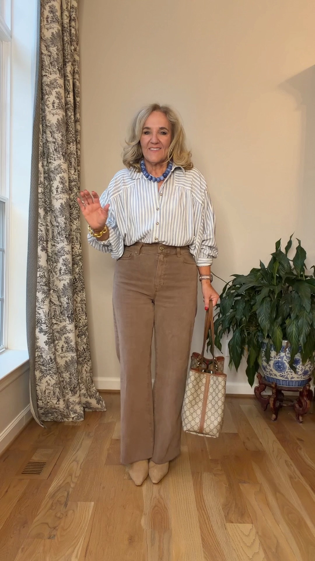 This colored denim is so popular! The original “splurge version” is a premium anessa jean by Paige. I wear a 29 reg and then cut a few inches off the bottom. The “save” version has a very different feel, but overall similar effect. (If in-between, I’d size up in these jeans) wearing a size 8/29, I would size up if you’re in between

The splurge top is a batwing blouse from Anthro. It’s a small.
The save top is super good quality cotton poplin, Wearing a medium.

If you’re like me, you might be a save and splurge girl all in the same outfit. That’s ok too.

#LTKSaleAlert #LTKOver40 #LTKPetite