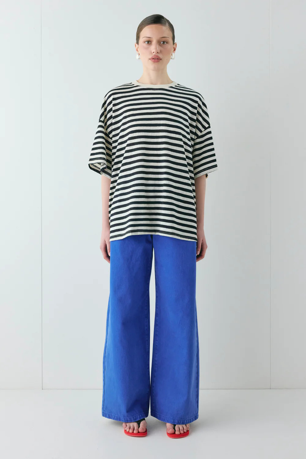 Willow Tee Black Stripe | VRG Grl