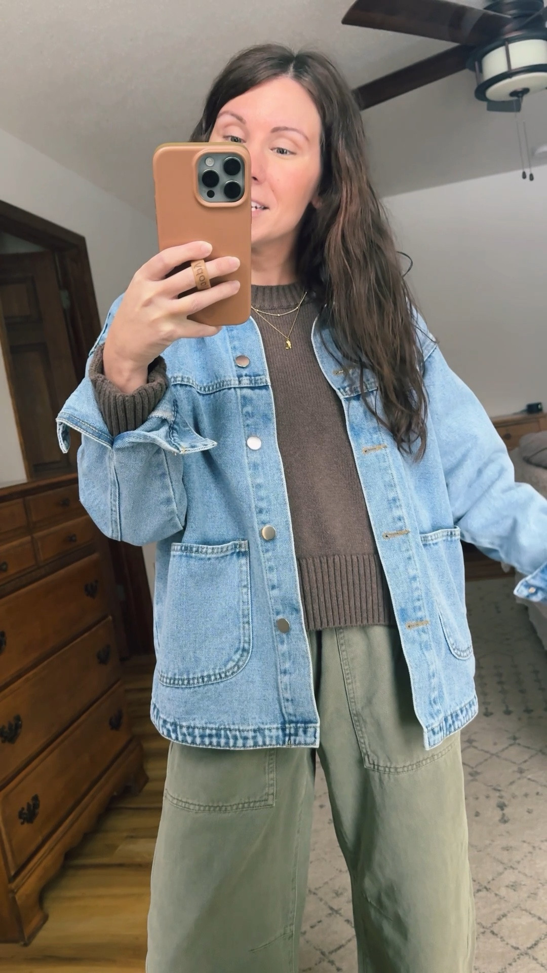 Wearing small in my sweater (finally back in stock and one of my favorite sweaters! This is brown and I also own the tan/speckled beige), xs in my denim jacket, xs petite/short in my barrel pants (also own the tan/brown) and 6 in my Birkenstock clogs 



#LTKgrwm #LTKPetite #LTKootd