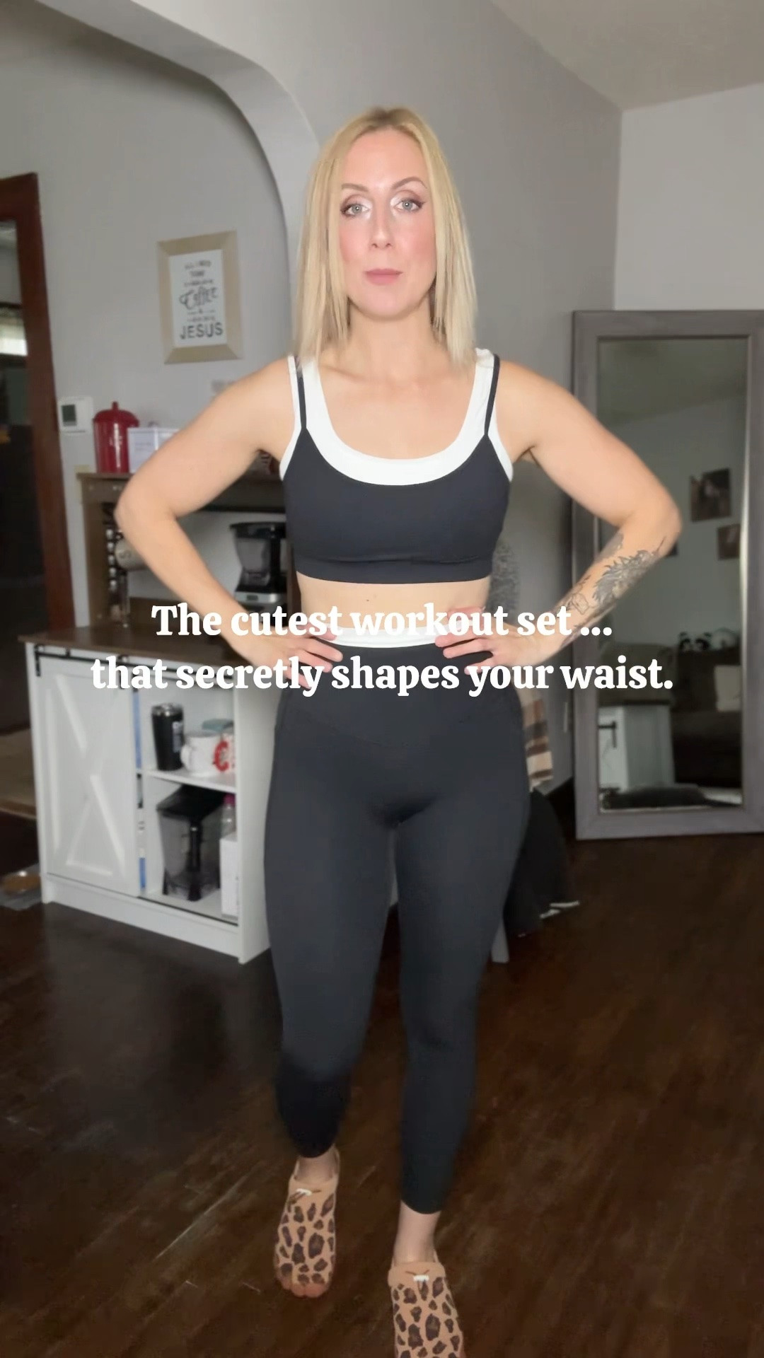 Wearing size small in set