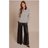 Black Pleated Faux Leather Pants | PrettyLittleThing US