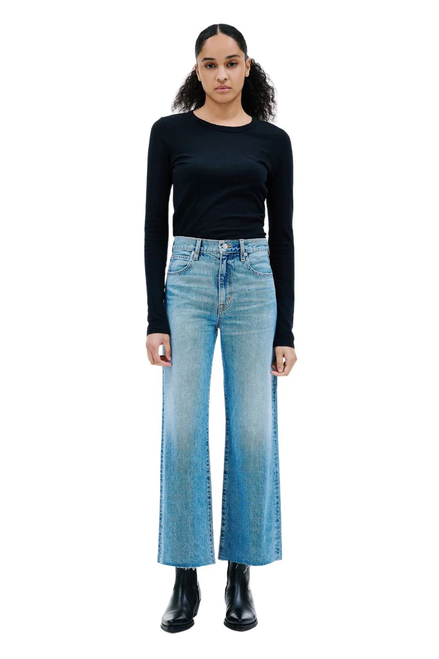 Grace Crop in Hit the Road | Bunny & Babe