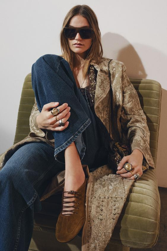 WIDE HEELED BOOTS | Zara US