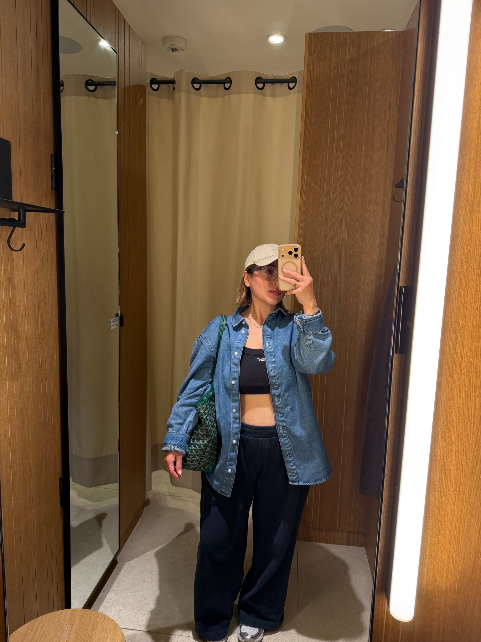 🤍🤍🤍

#LTKPetite #LTKgrwm #LTKdayinmylife