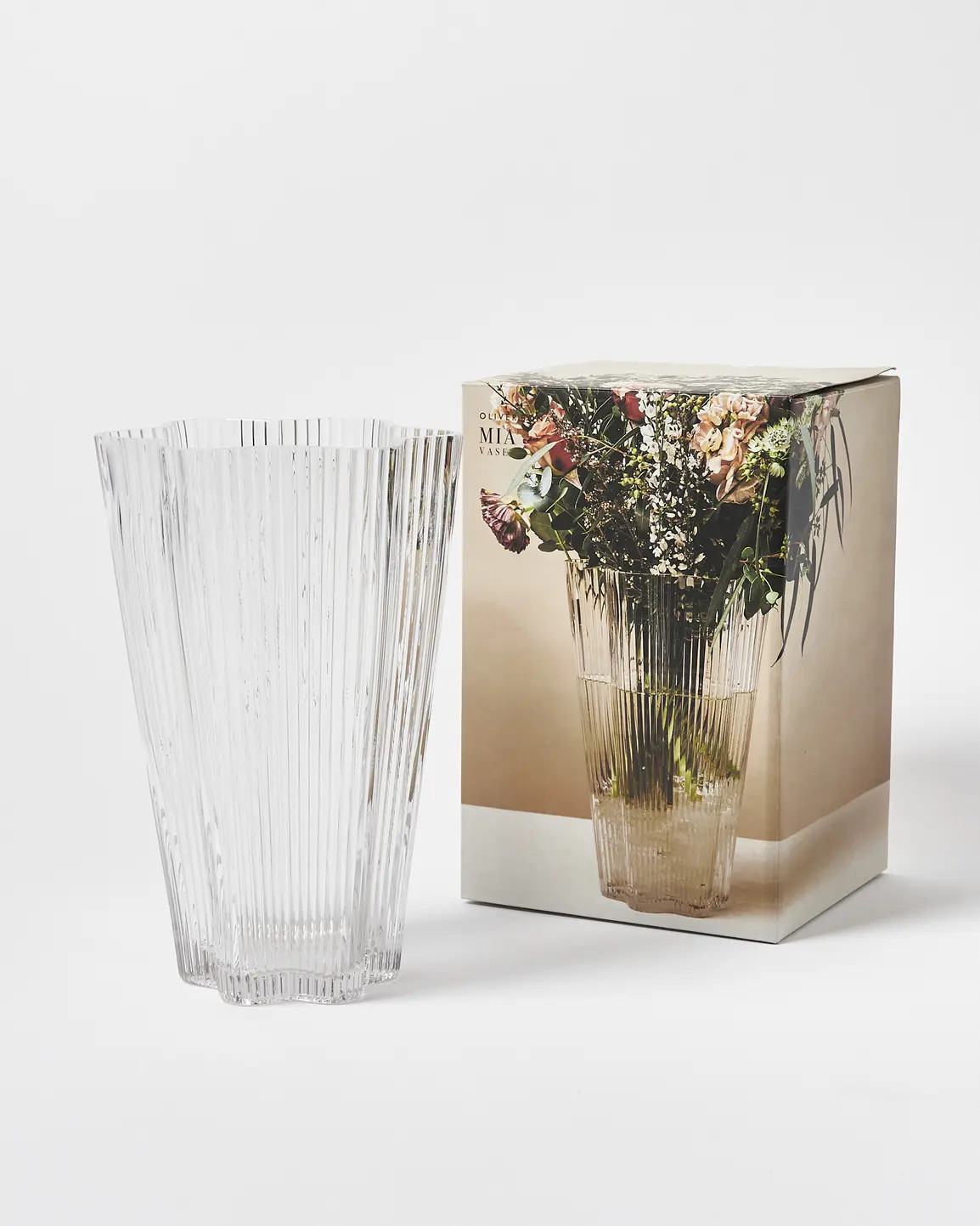 Mia Clear Glass Ribbed Vase | Oliver Bonas | Oliver Bonas (Global)