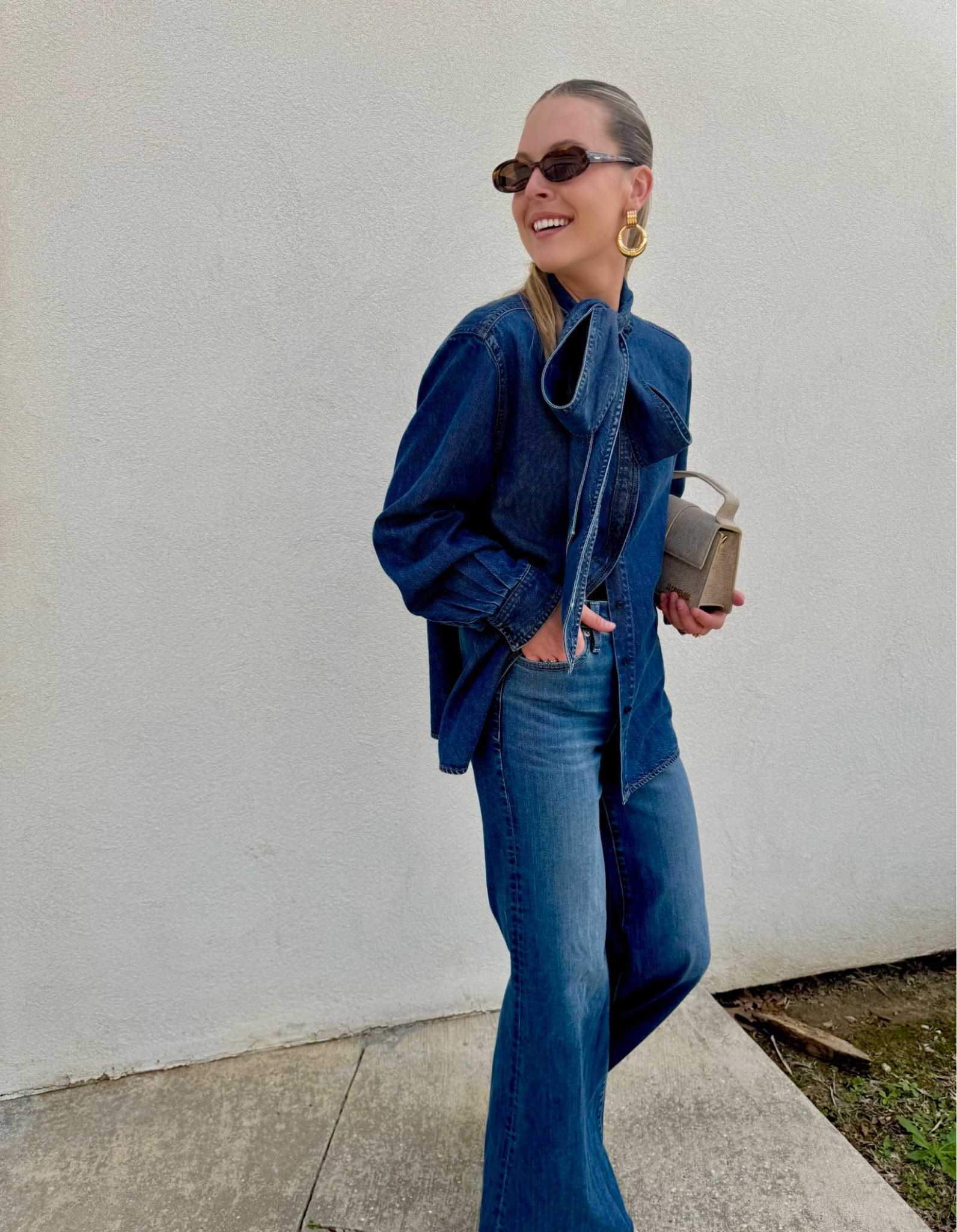 Denim on denim #denim #denimtop #framdenim #frame #denimondenim #widelegjean #pistola 

#LTKMostLoved #LTKSeasonal #LTKStyleTip