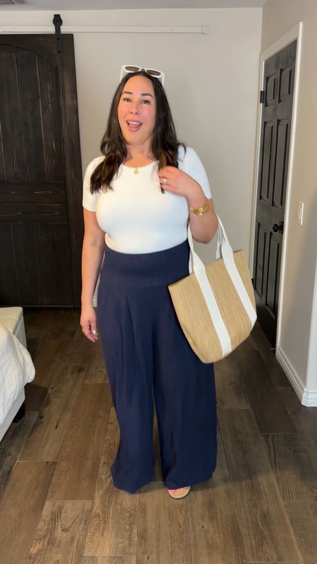 Welcome to my page where i help you find the best Amazon outfits to help style your size 🫶🏼 This is a great one for traveling. It’s comfy and looks put together. I love that the pants have pockets. I plan to wear this on spring break!
#springfashion #affordablestyle #midsizeoutfitidea #easymomoutfit

#LTKitbag #LTKSeasonal #LTKstyletip