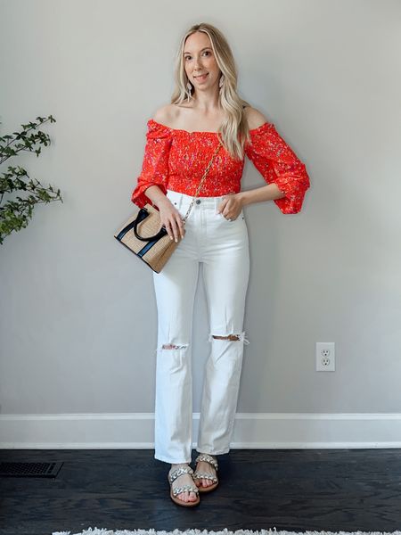 Amazon outfit find! Cute top outfit for cinco de Mayo, Mother’s Day brunch, or derby party styled by BarbiGia 



#LTKunder50 #LTKstyletip #LTKSeasonal