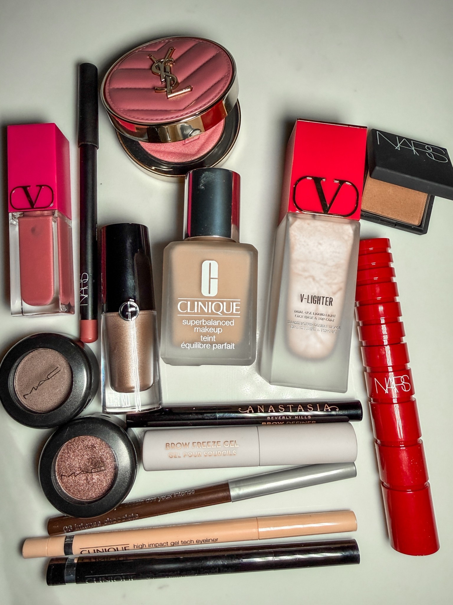 Macy’s Spring VIP Sale - 15% off luxury makeup brands that rarely go on sale, spring makeup refresh, spring beauty, spring break 



#LTKBeauty #LTKSeasonal #LTKSaleAlert