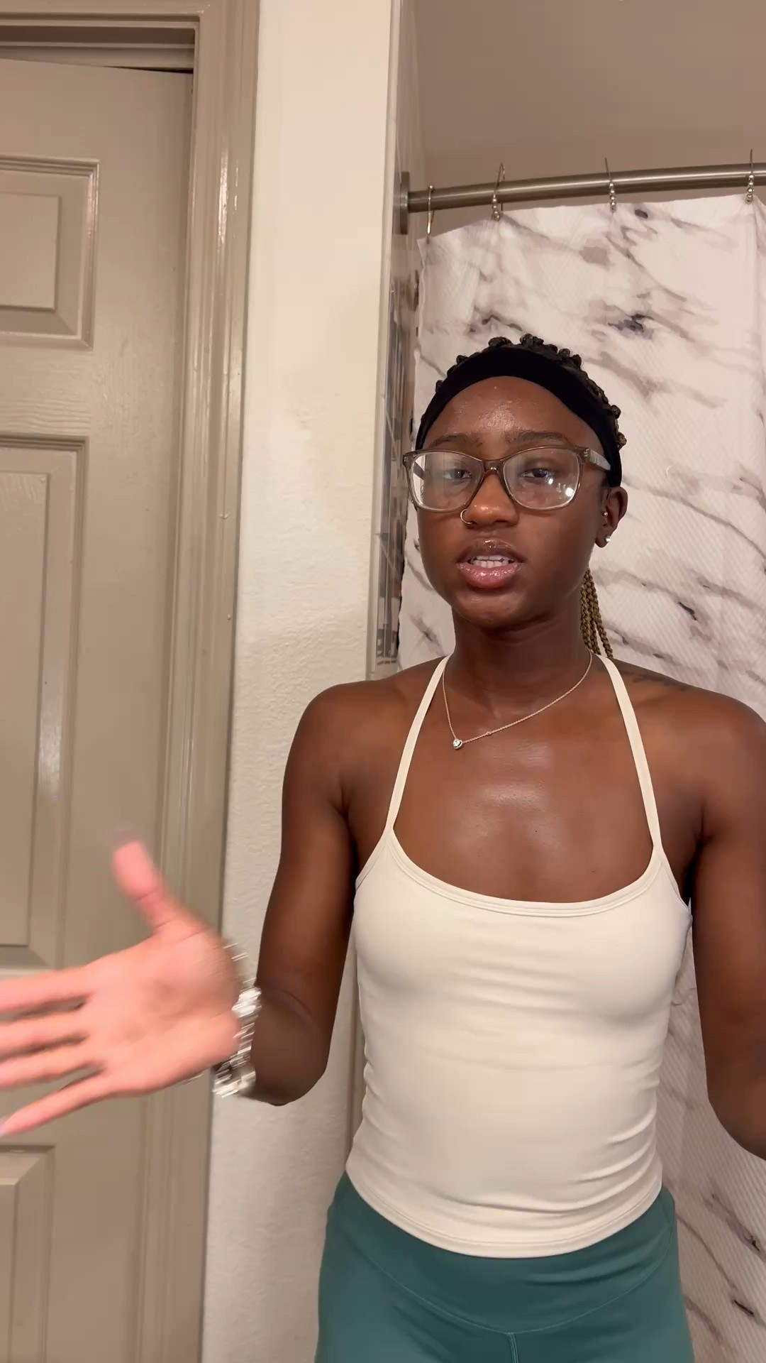 When you realize your presence speaks volumes, you’ll start putting in for yourself like never before 💫 Your energy, your focus, your time all yours. 2026 is ours to win ✨


#YourPresenceMatters #EmpoweredLiving #MindsetGoals #SelfFocus #LTKLife #LevelUp2026 #HitThatNoPauseButton 