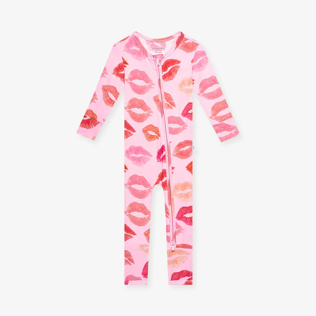 Lipstick Pink Baby Convertible Sleeper | Isabela | Posh Peanut