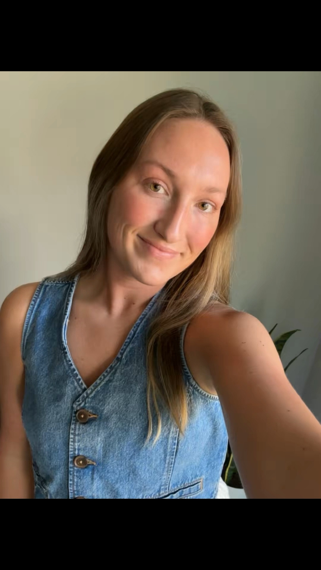 Finally stopped bleaching my roots and honestly, I’ve never felt more like me. So grateful I embraced my natural color! 
#hairtransformation #hairtok #hairgrowth #bleachblonde #trendingaudio 

#LTKBeauty #LTKWatchNow