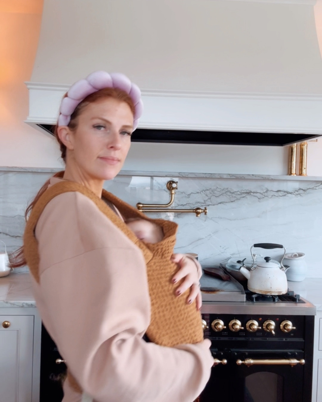 I am addicted to baby carries… i have tried so many but this one is my new favorite is so cozy snug and i love the waffle linen!!!😍🙌🏻

#LTKHoliday #LTKSeasonal #LTKBaby