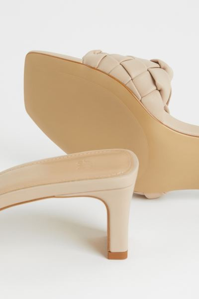 Beige | H&M (US + CA)