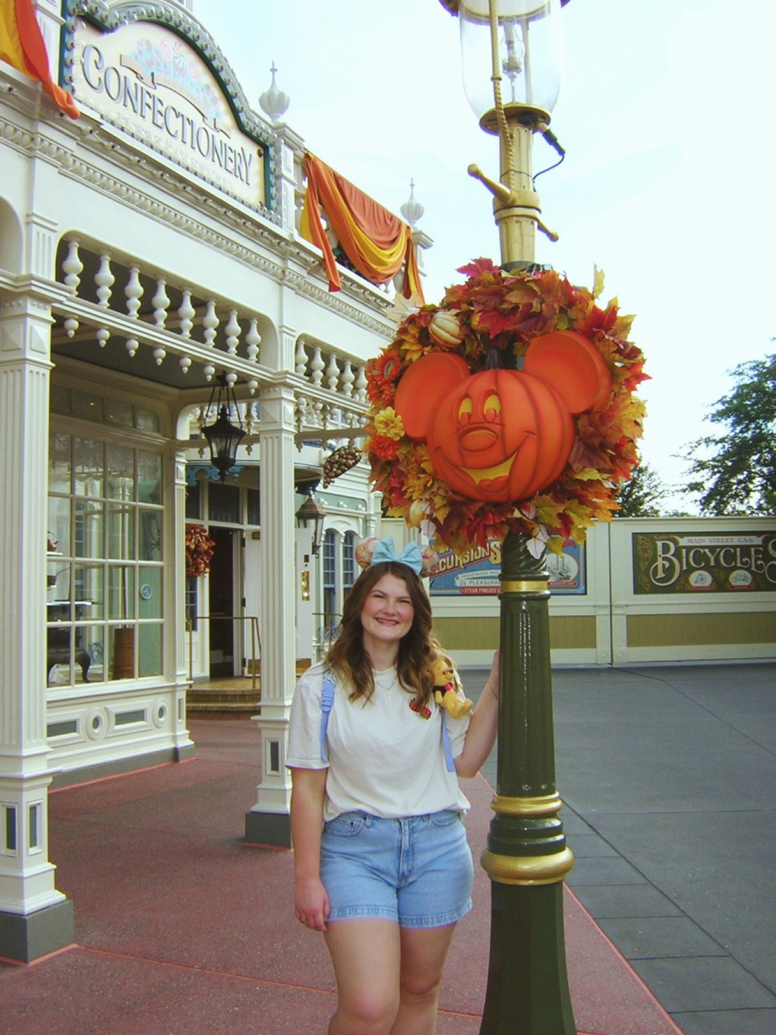 Photo from when MK was still pumpkin themed🧡


#LTKSeasonal #LTKMidsize #LTKHoliday