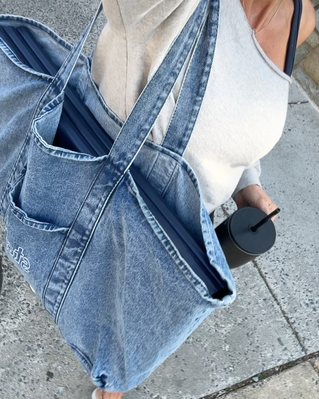 It’s official…@Stakt hot yoga approved. This will now be the ONLY mat I use. Foldable, not slippery, well padded, cutest bag. I’m obsessed

#LTKActive #LTKOver40 #LTKfitnessgoals