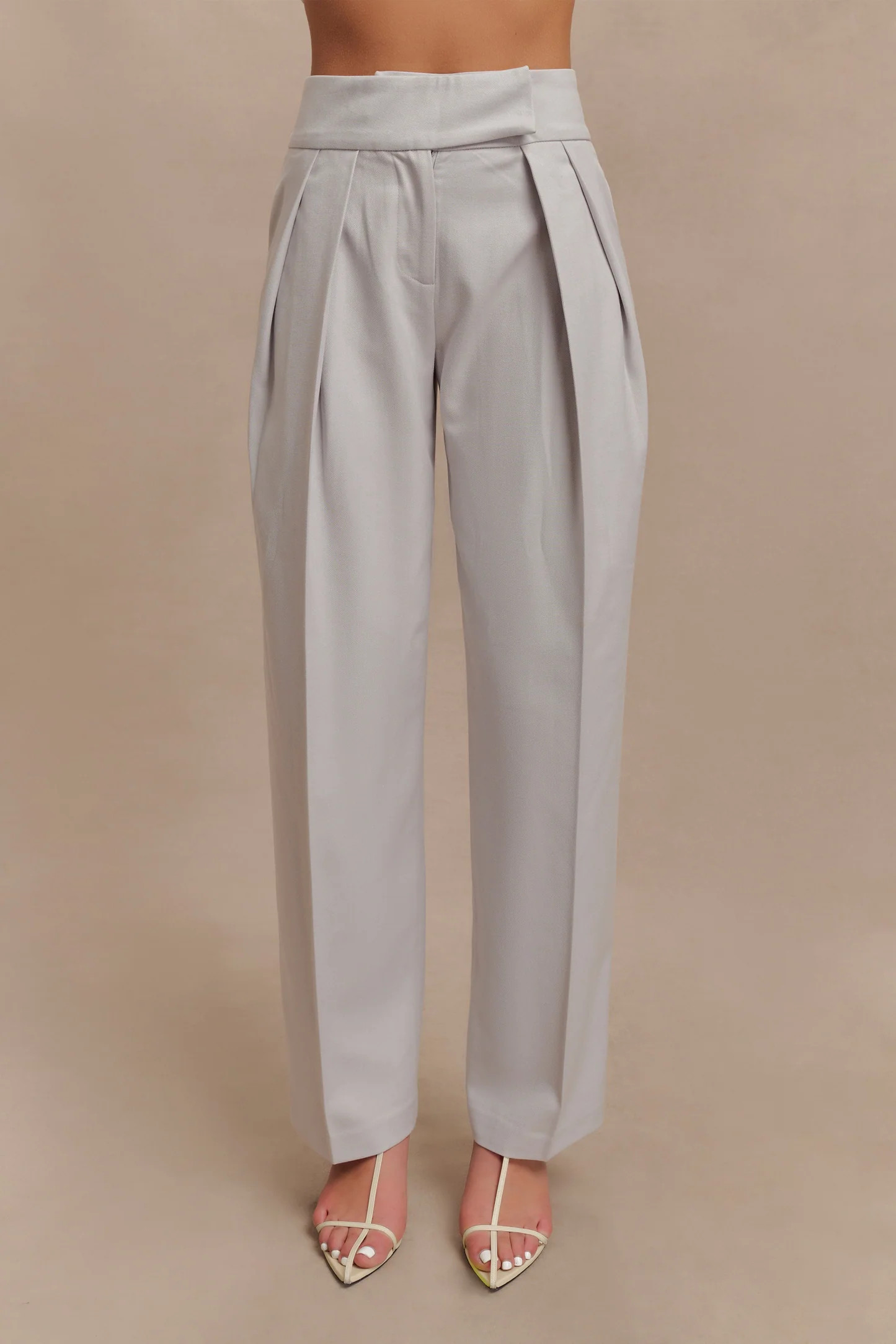 Penelope Pleated High Waisted Pants - Grey | MESHKI US
