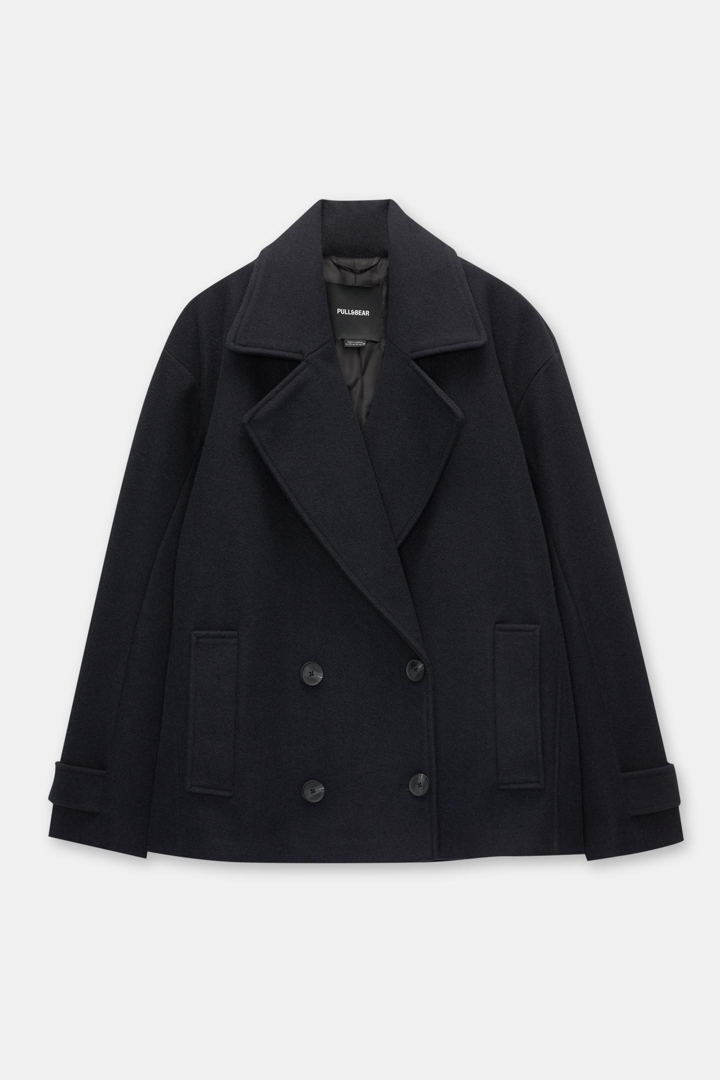 Kurzer Stoffmantel | PULL and BEAR DE