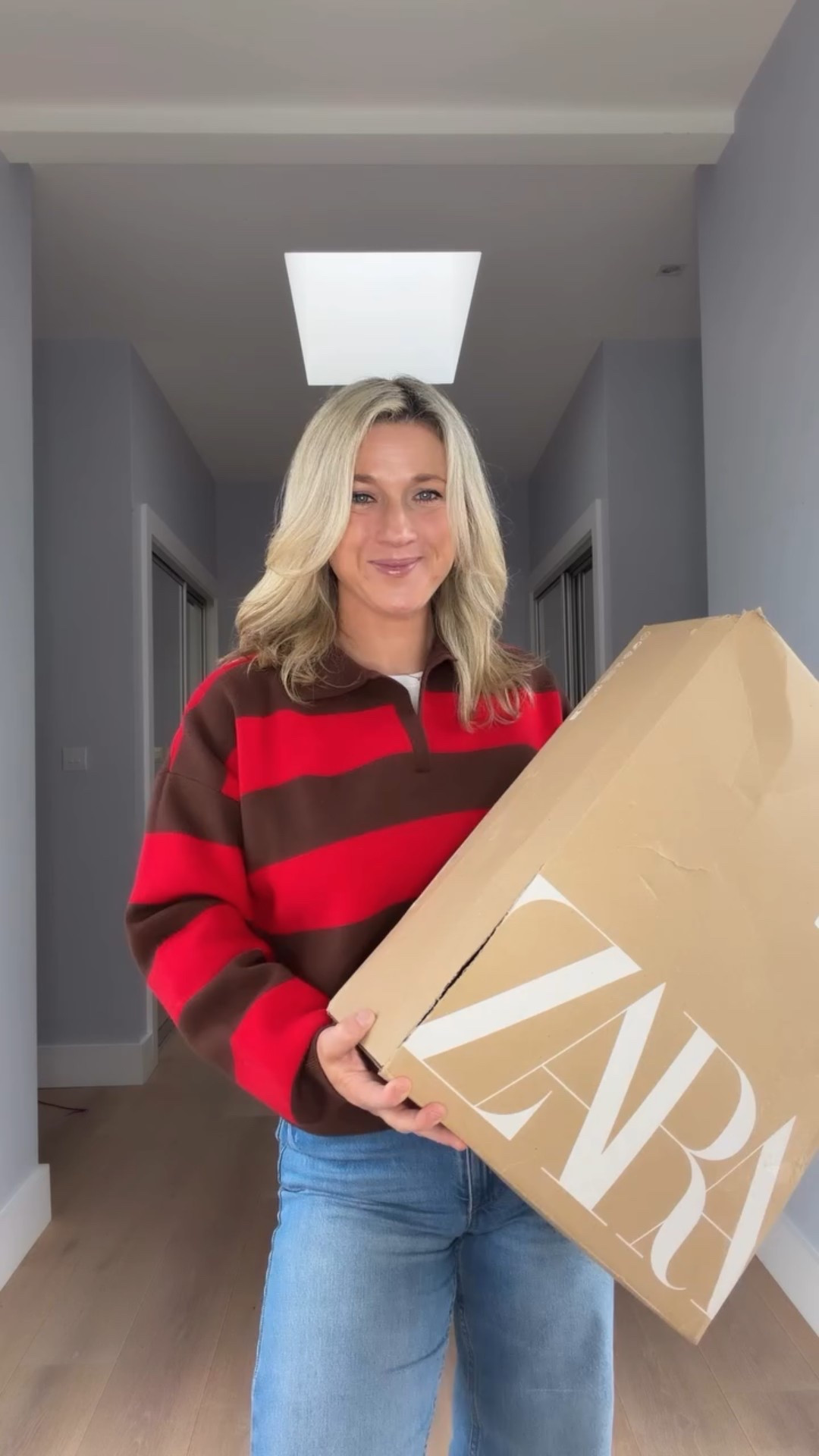 Zara haul 🧥 New in Jackets & Jumpers 👌🏼 just paired with my own favourite basic jeans @riverisland. Think the grey knit jacket is a keeper 

Which is your fave?