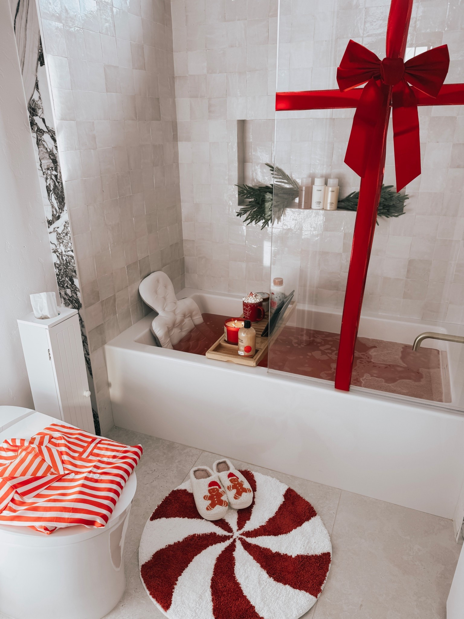 Get into the holiday spirit with these festive bath essentials! Cozy slippers, peppermint candles, and more.

#LTKselfcare #LTKHome #LTKHoliday
