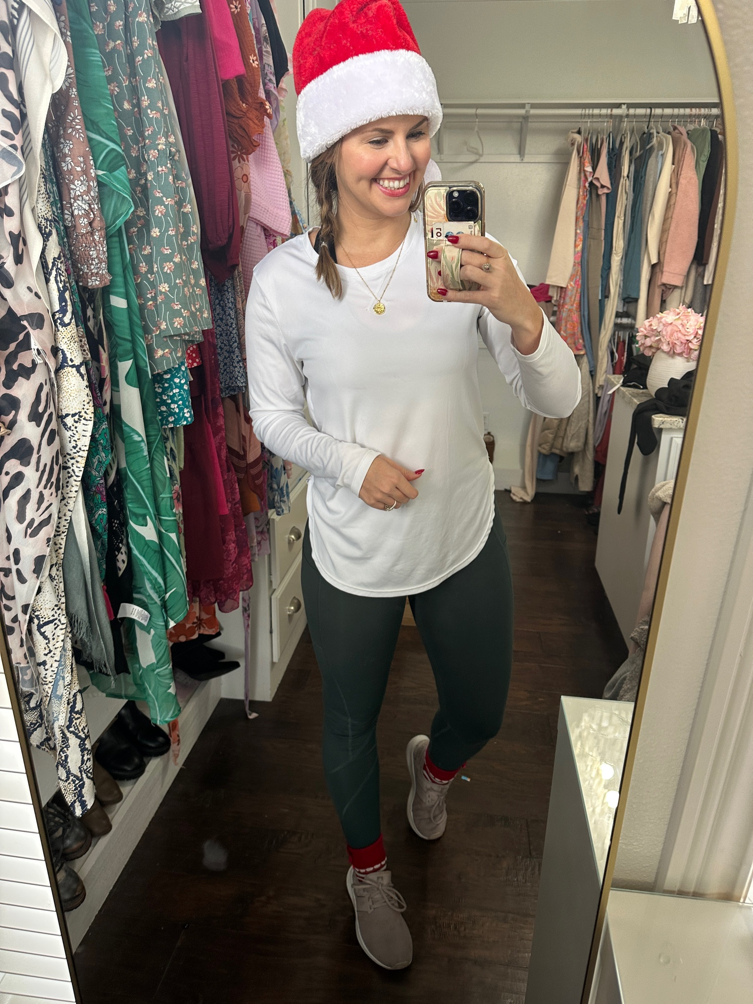What I wore to the Holiday workout barre class! 

Love this white sweat wicking quick dry workout top and high waisted leggings that stay put during workouts!! My go to workout clothes for barre, yoga, dance cardio, etc 

#LTKSeasonal #LTKFitness #LTKActive