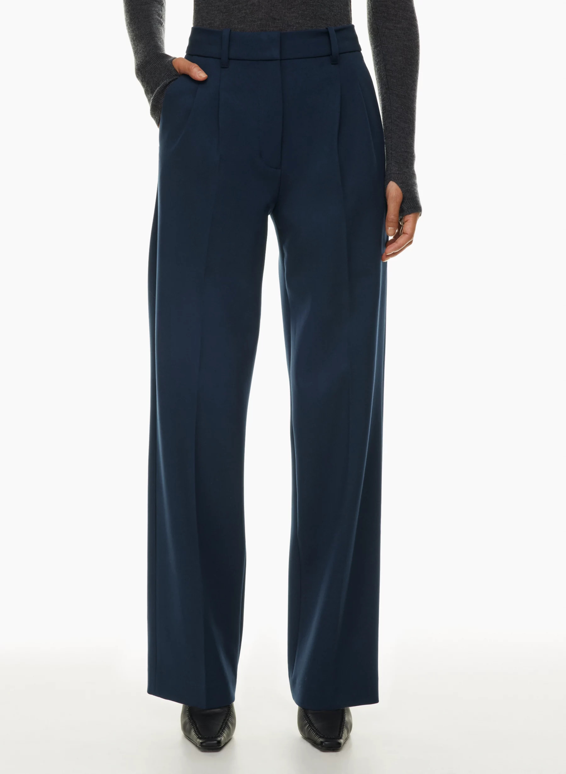 THE EFFORTLESS PANT™ | Aritzia