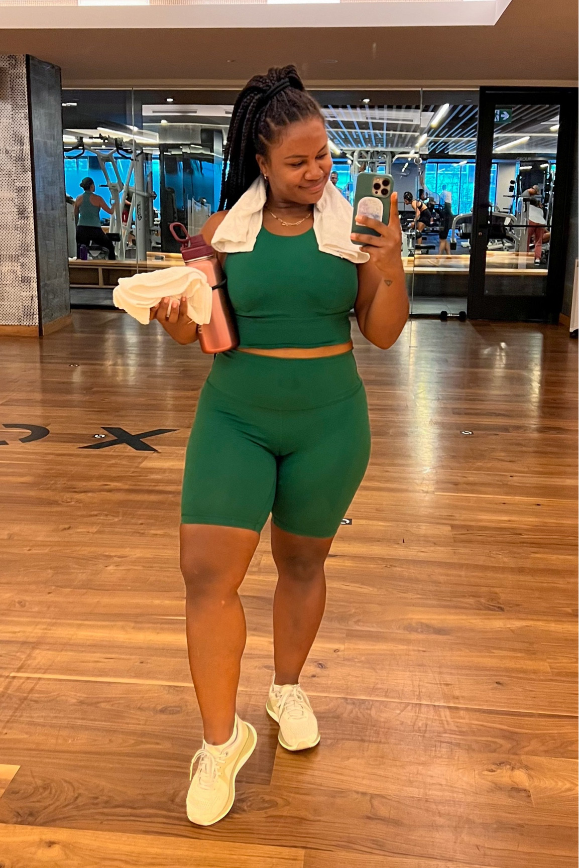 Feeling Lucky in Everglade Green 🍀

Another sweaty workout this weekend in the Wunder Train Bra and Wunder Train 8” Shorts matching set!

This set was purchased in the Fall but all year long new colours come out each season!

Right now bright neons and bold hues are in but I wouldn’t be surprised if everglade green makes a comeback this Fall!

Compared to the align shorts, the wunder train material has better durability so you can wear it for higher performance workout days 💚

Workout set, matching set, green shorts, green sports bra, lululemon, activewear, workout outfit, outfit for the gym, curvy fit, curvy fitness

#LTKcurves #LTKfit