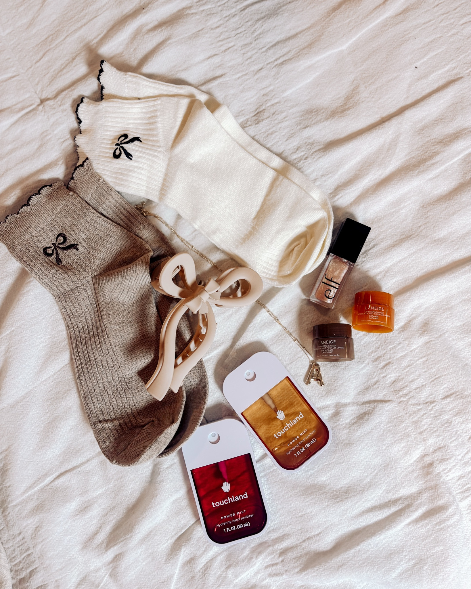 The ultimate gift ideas for her, with all the things she actually wants! Even better so many of these favorites  are on BF sale!! 

This gift idea for her is perfect for a sister, daughter, mom, MIL, bestie or teacher !

#ad, #founditonamazon, #WinterFavorites2025 @amazon

Gifts for her
Amazon Black Friday
Trending gifts for her
Teen girl gift ideas
Teacher gifts 
MIL gift idea
Sister gift idea


#LTKHoliday #LTKSaleAlert #LTKGiftGuide