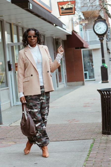 Dressed up camo pants for the office 

#LTKstyletip #LTKworkwear