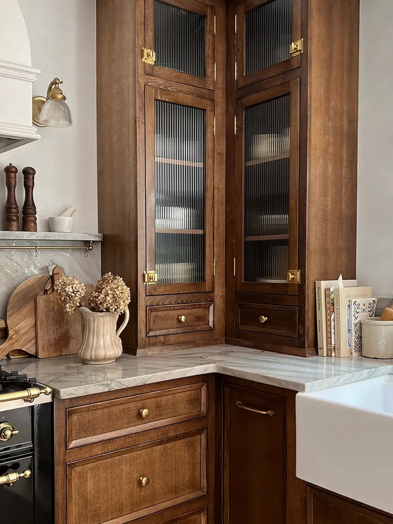 Unlacquered Brass hardware ages beautifully over time and we knew it was the finish we wanted for the hardware in our kitchen! Shop the knobs and pulls that we have! 