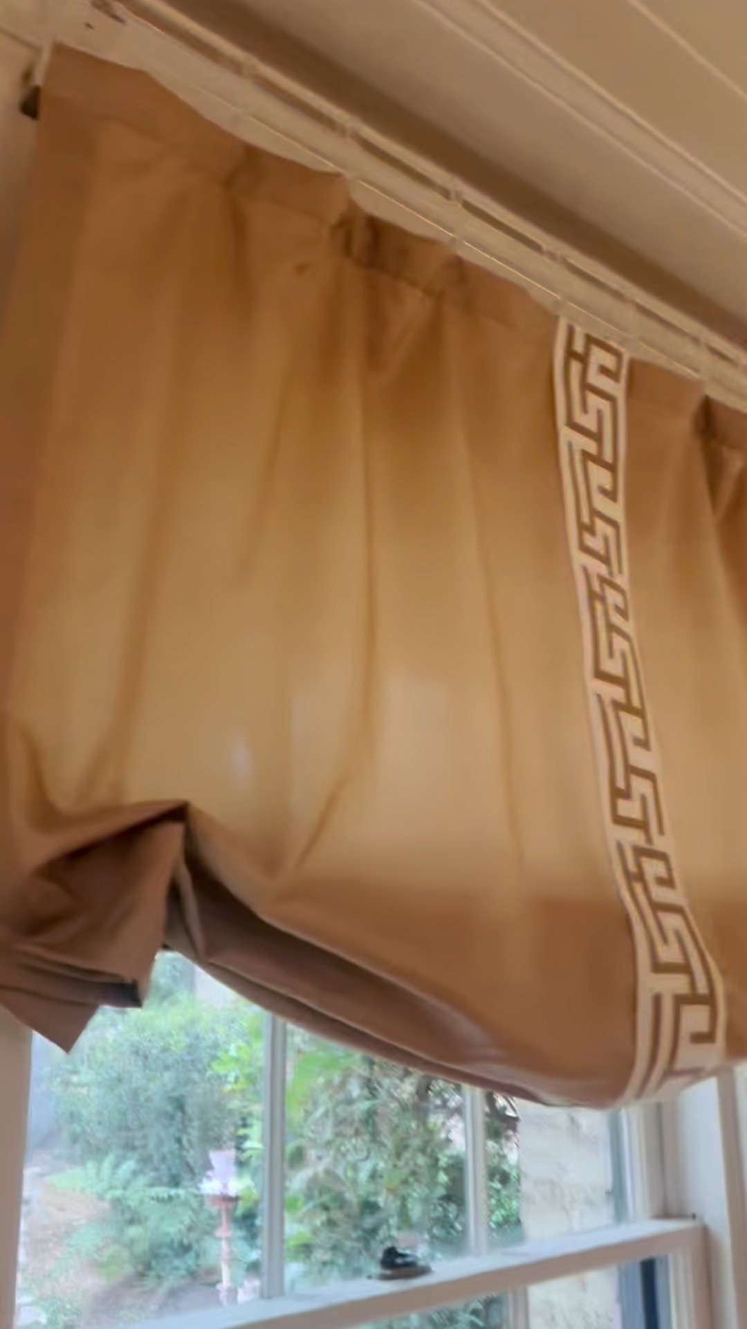 Elegant Roman shades that elevate the entire space.
#romanshades #windowstyle #interiorstyling #classicdesign

#LTKHoliday #LTKHome