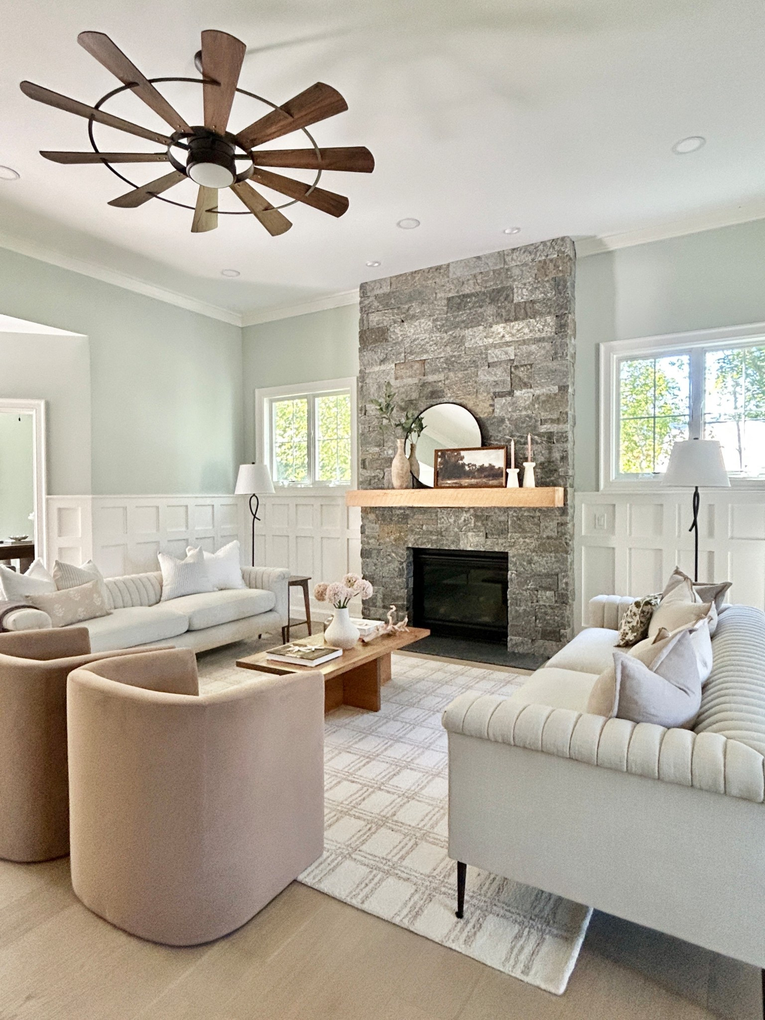 Warm, inviting living room.

#livingroom

#LTKHome